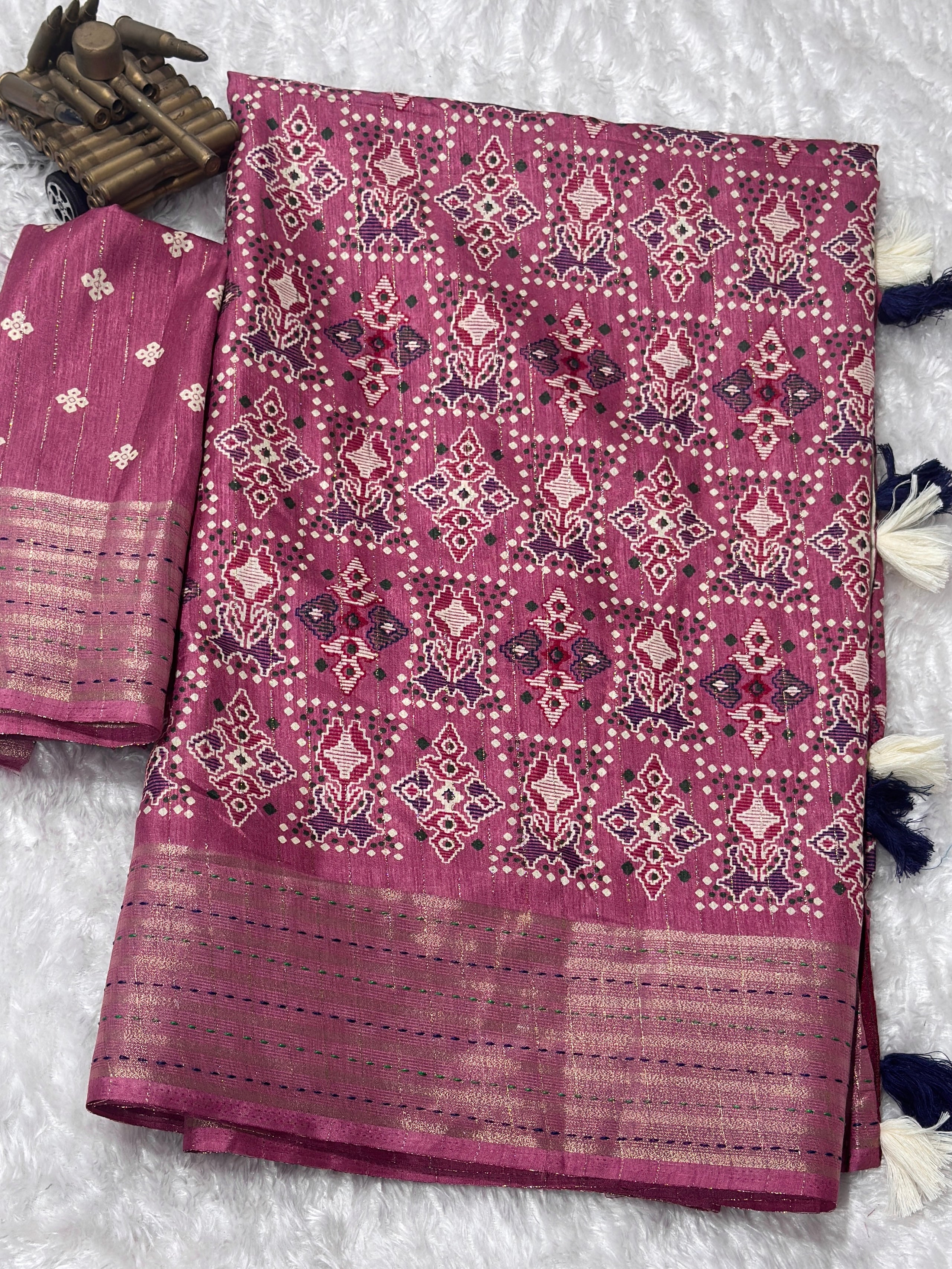 Maroon Maslin cotton katha work Saree With Unstitched Blouse For Women