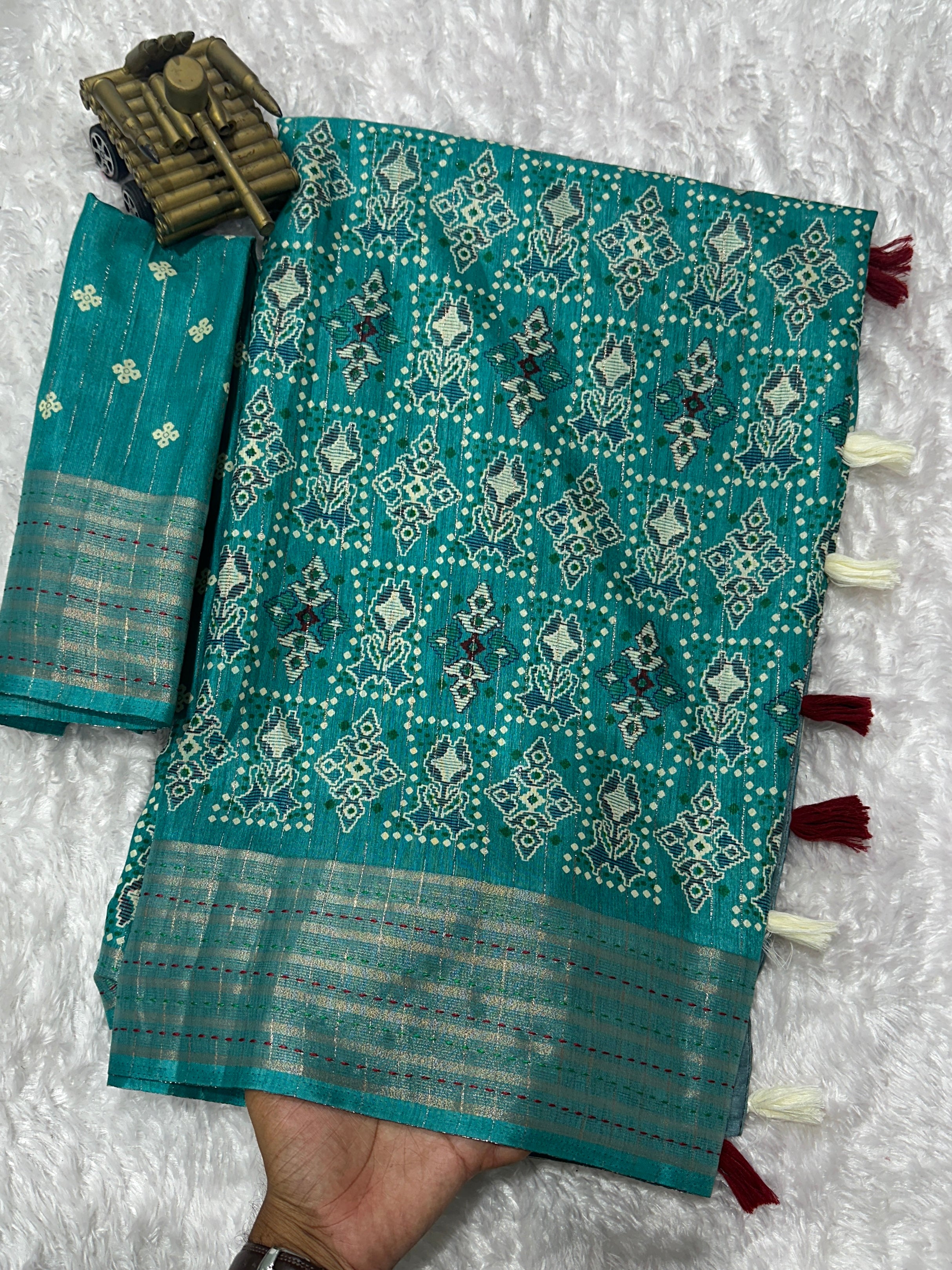 Teal Maslin cotton katha work Saree With Unstitched Blouse For Women