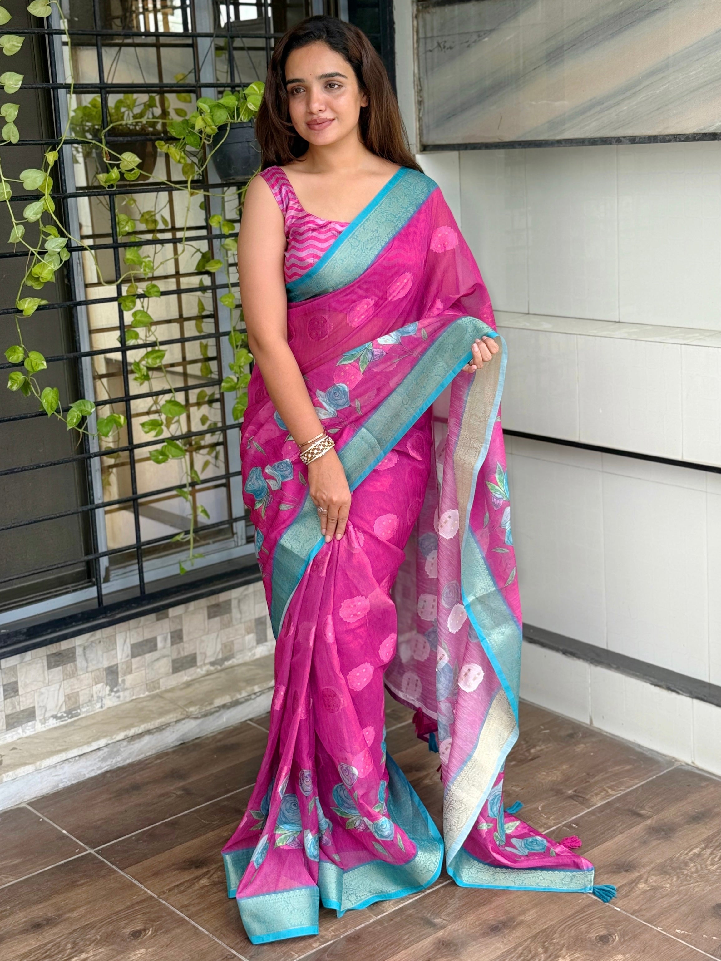 Maroon Pure cotton jacquard Digital Print Saree With Unstitched Blouse For Women