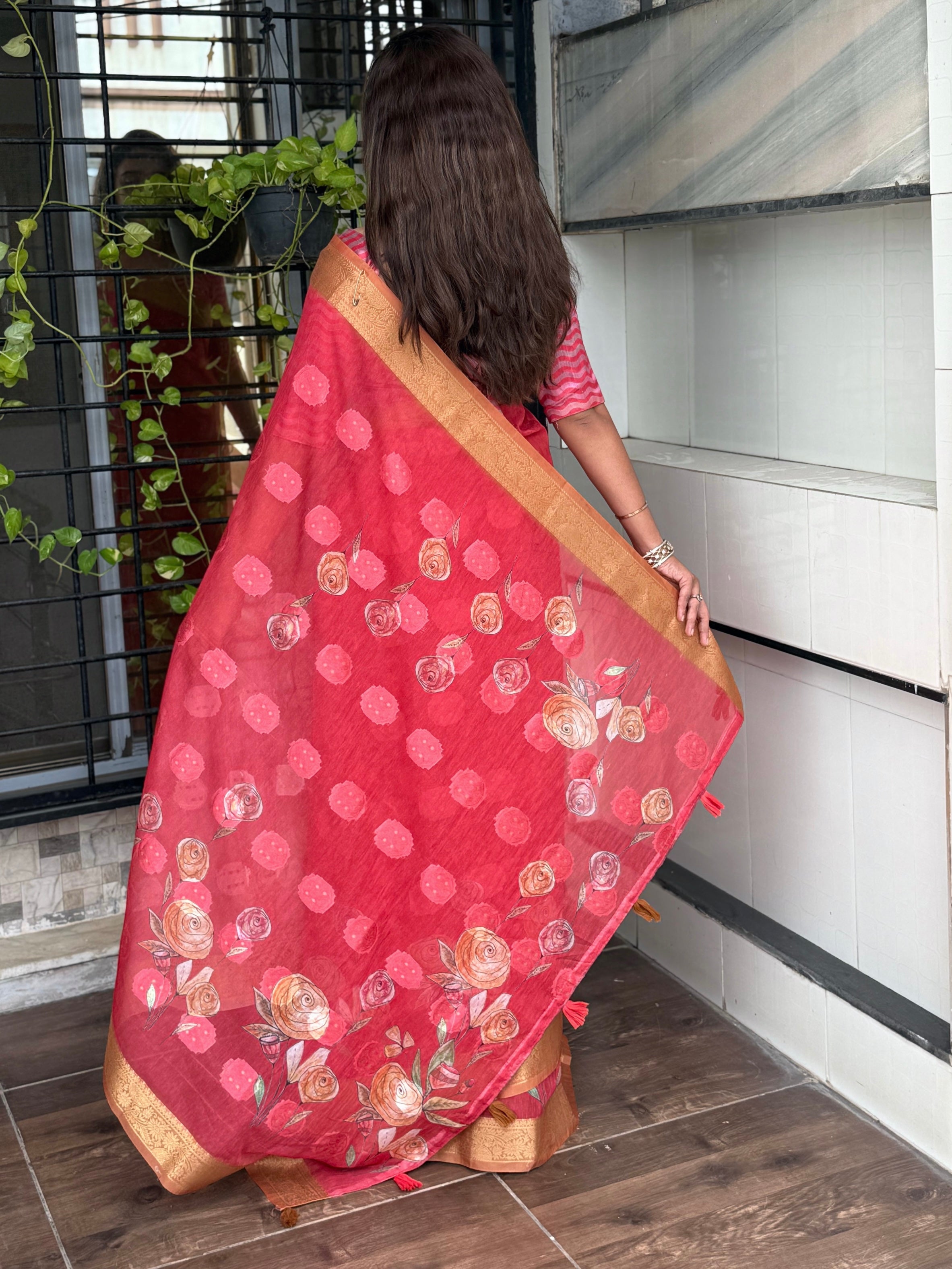 Red Pure cotton jacquard Digital Print Saree With Unstitched Blouse For Women
