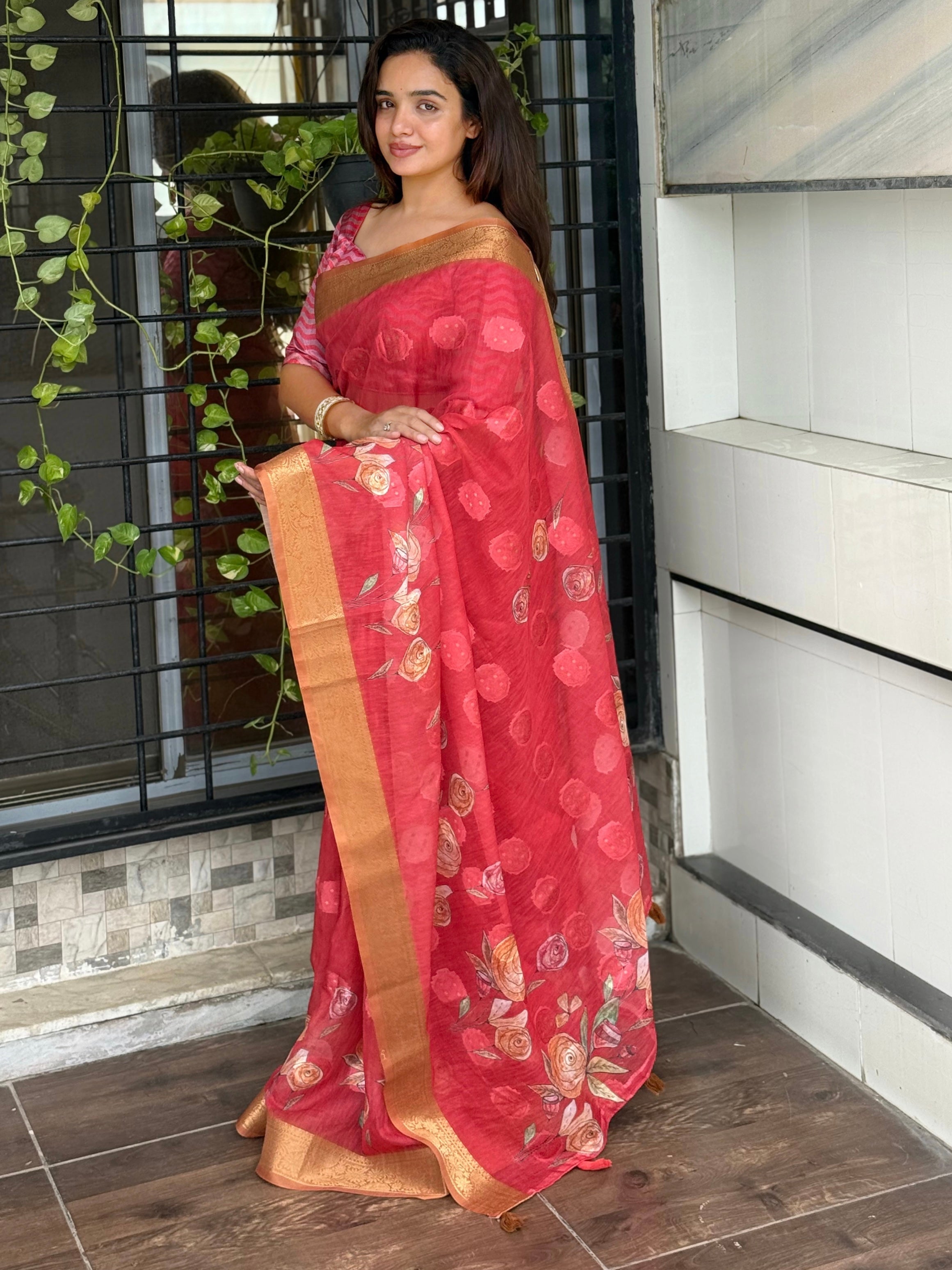Red Pure cotton jacquard Digital Print Saree With Unstitched Blouse For Women