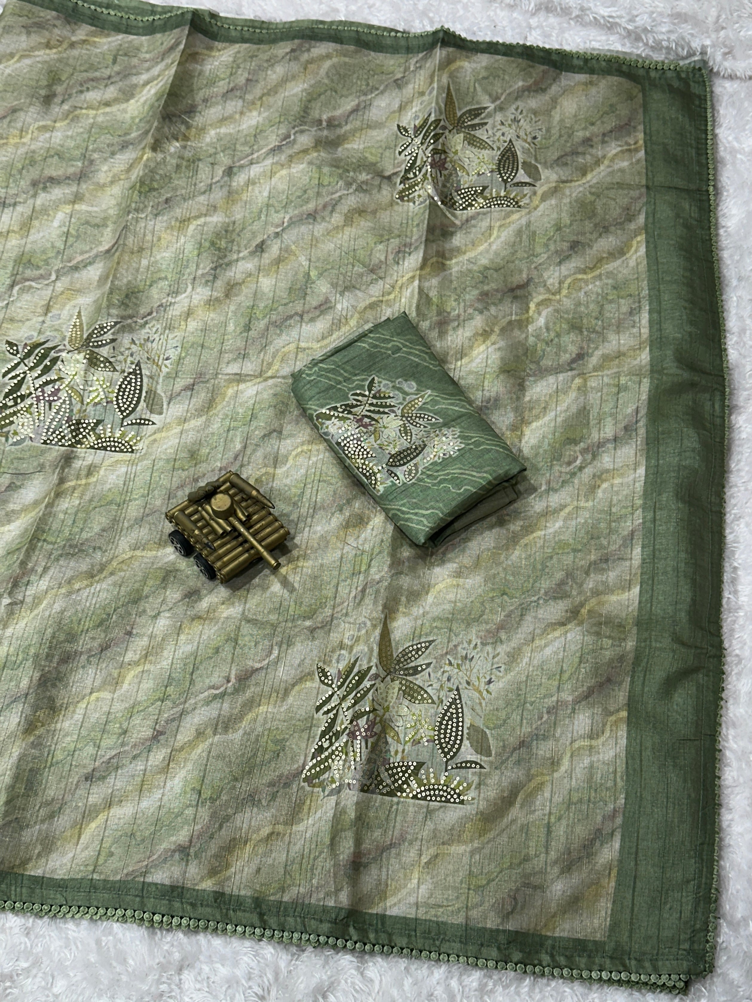 Light green Pure tusser linen Digital Print Saree With Unstitched Blouse For Women
