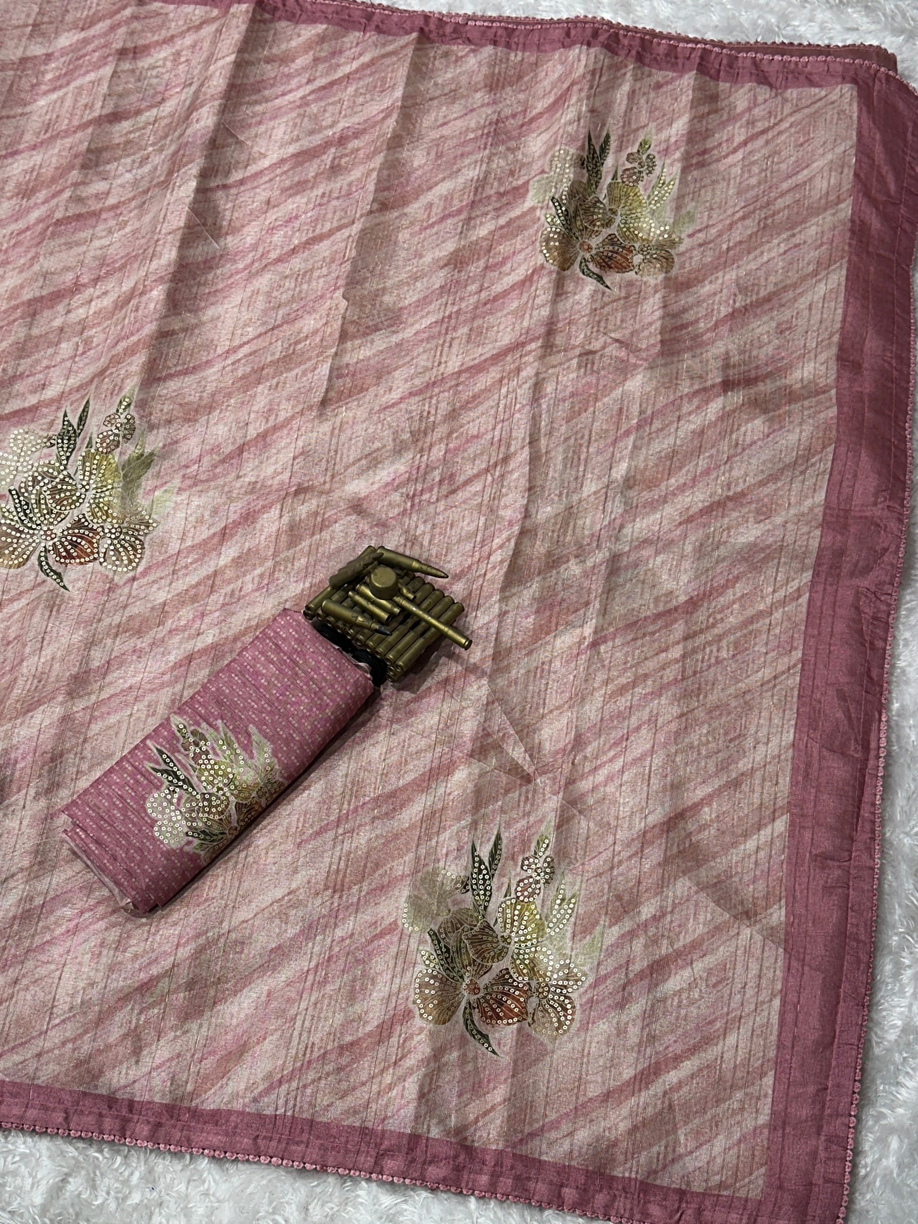 Pink Pure tusser linen Digital Print Saree With Unstitched Blouse For Women
