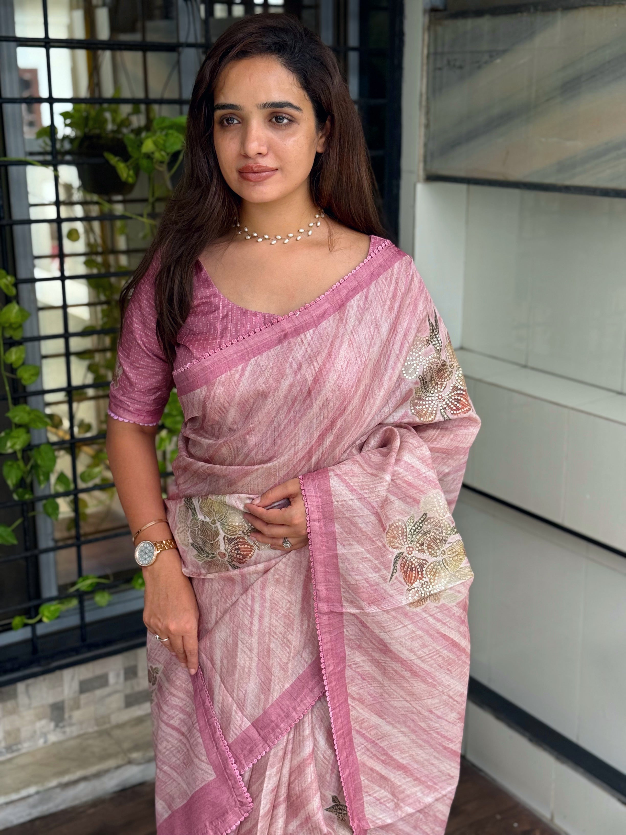Pink Pure tusser linen Digital Print Saree With Unstitched Blouse For Women