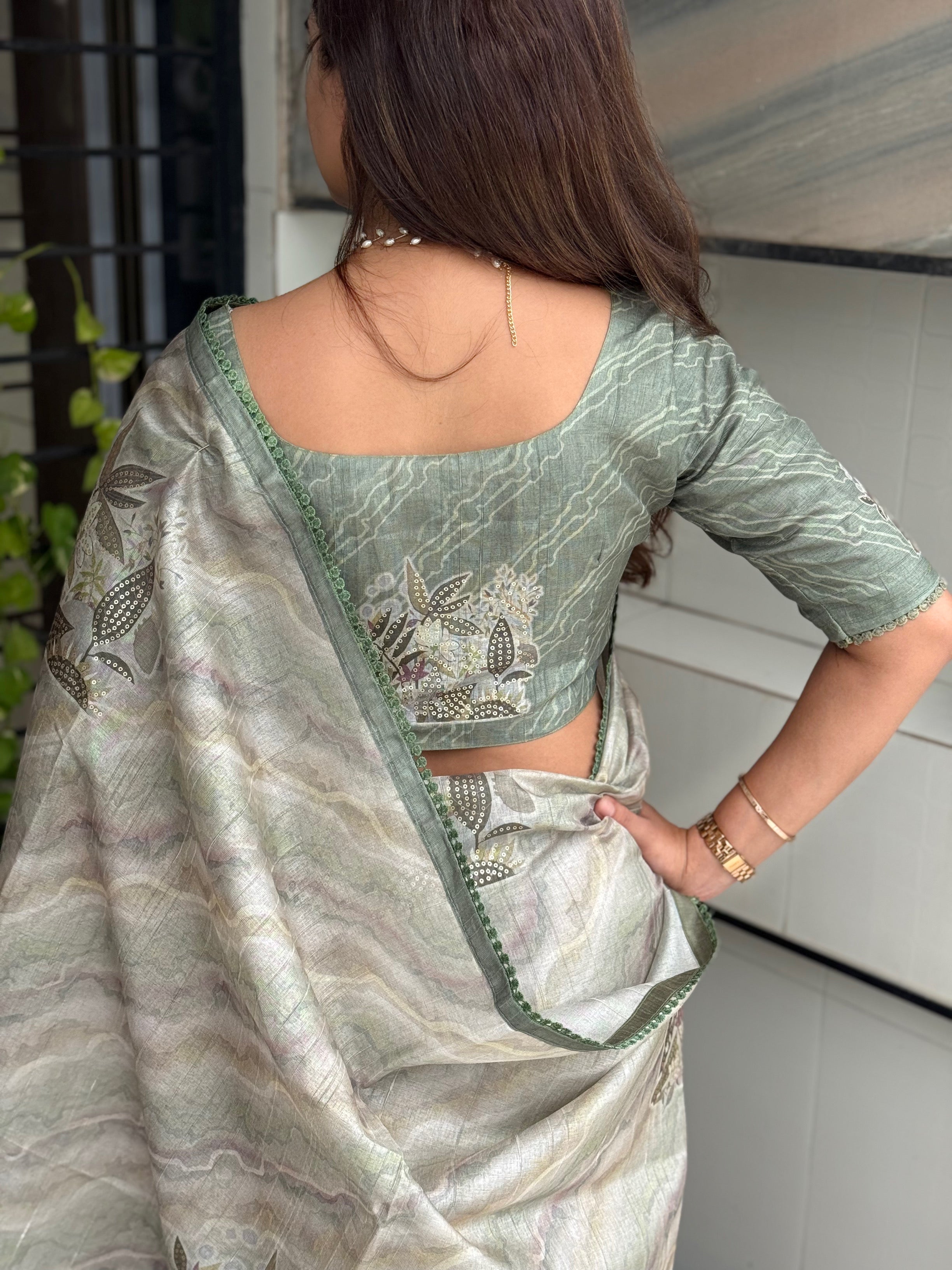 Light green Pure tusser linen Digital Print Saree With Unstitched Blouse For Women