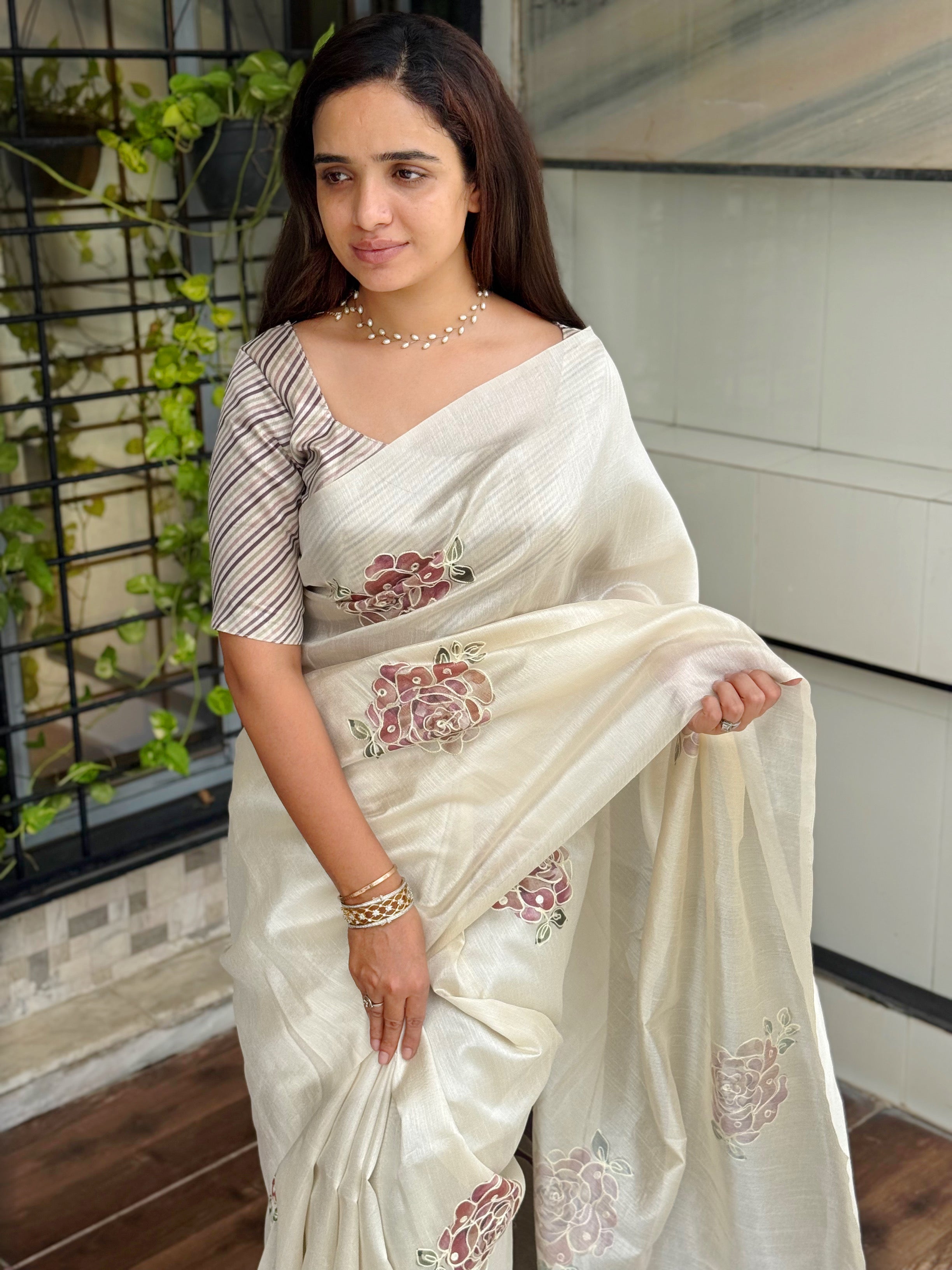 White Pink pure Tusser linen katha work Saree With Unstitched Blouse For Women