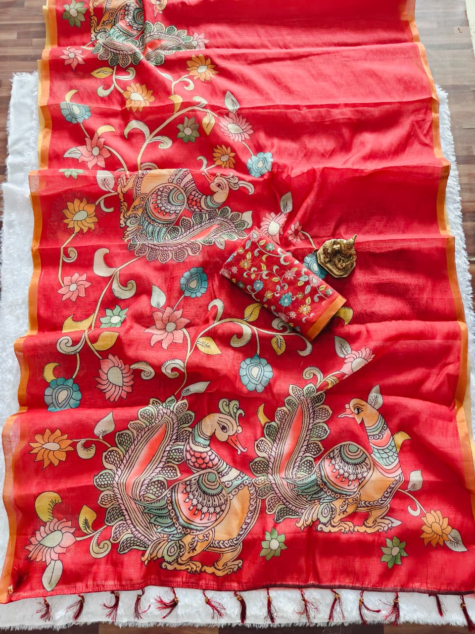 Red Linen Premium Digital Print For Women