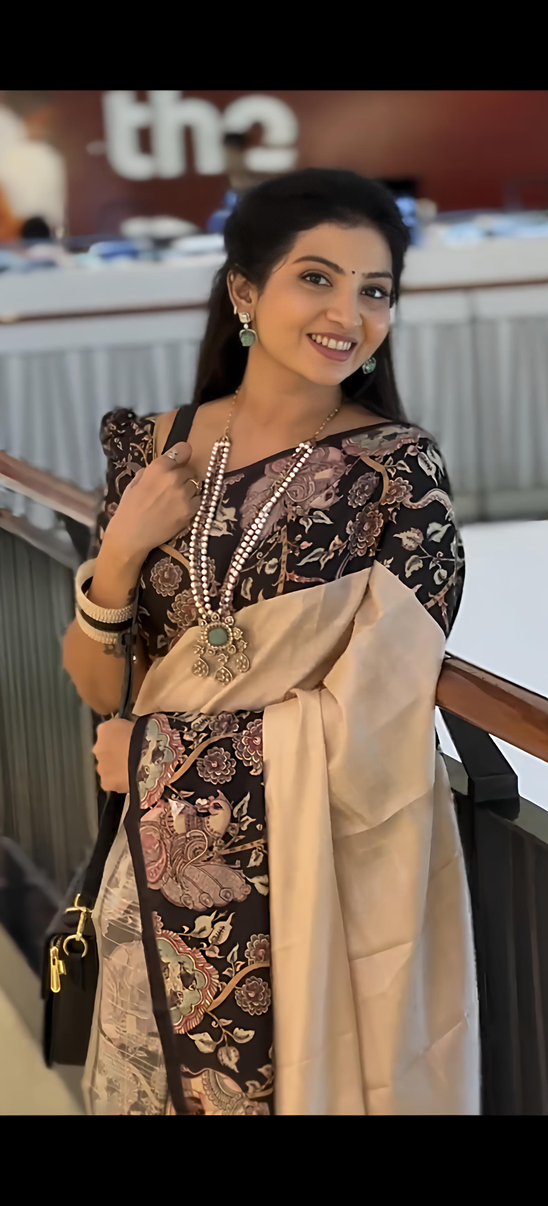 Cream tussar silk saree Premium Digital Print For Women