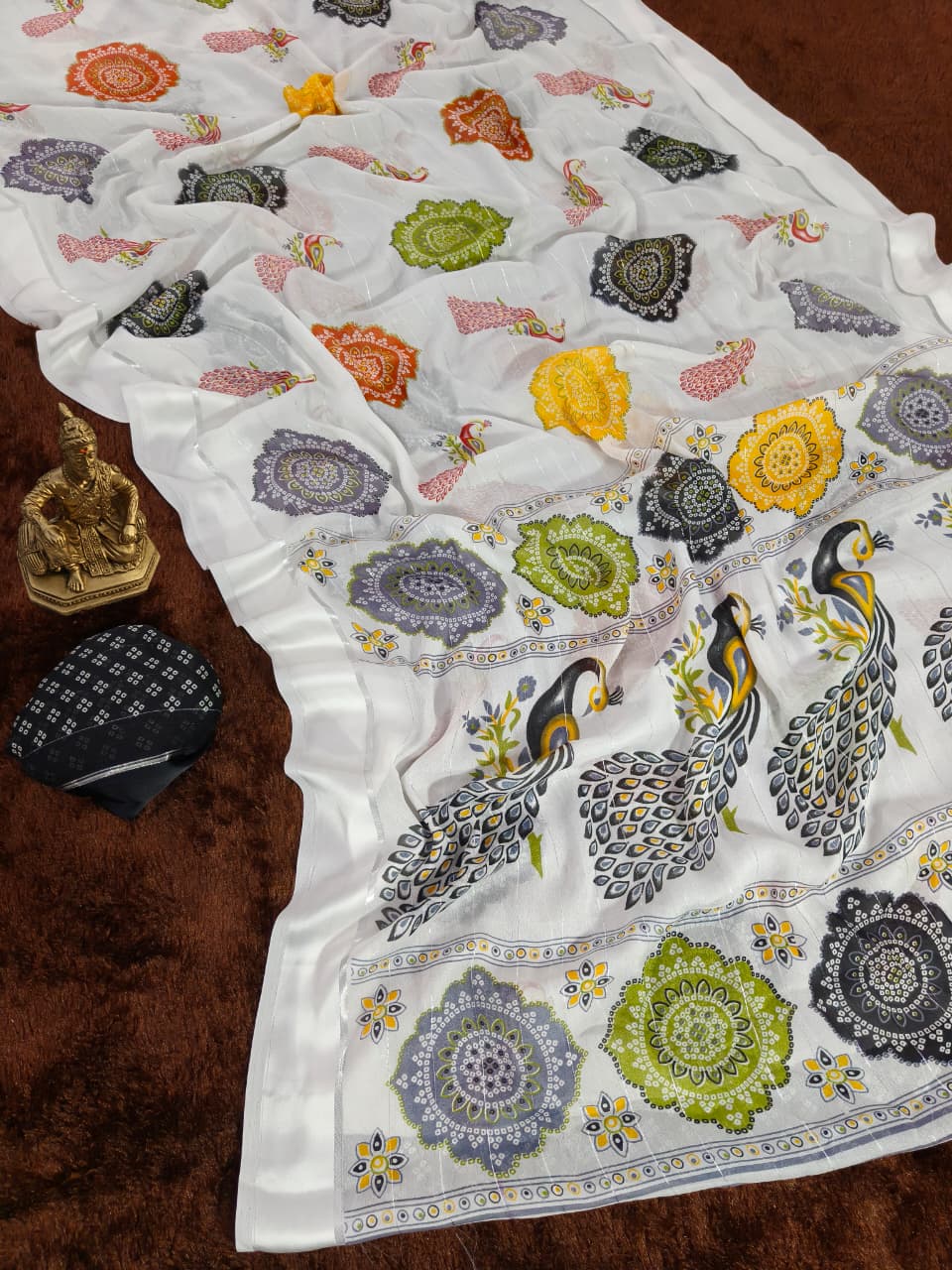 Gray georgette Premium Digital Print For Women